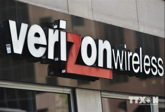 Biển hiệu Verizon tại một cửa hàng ở Washington, DC, Mỹ. (Ảnh: AFP/TTXVN) Media
